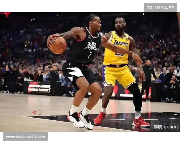 比尔盛赞伦纳德训练营表现惊人直言其状态爆棚宛如野兽般强悍